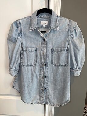 Frame Denim Light Blue Denim Puff-Sleeve Button-Up Shirt